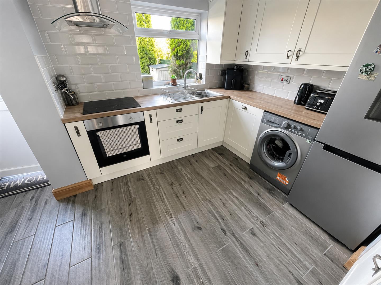 North Road, Loughor, Swansea, SA4 6QE